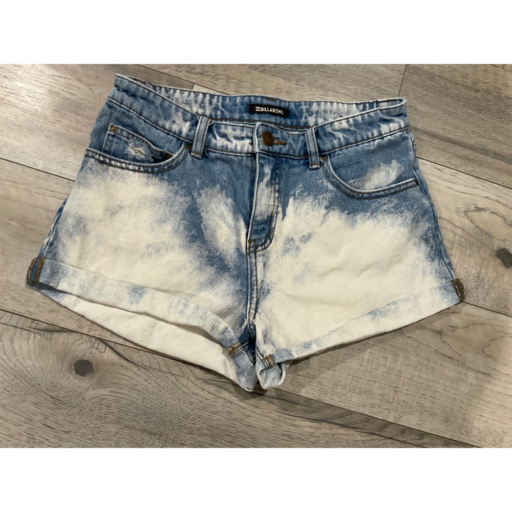 Billabong Acid Wash Denim Shorts Blue White High Waisted Rolled Cuff Womens 28‎